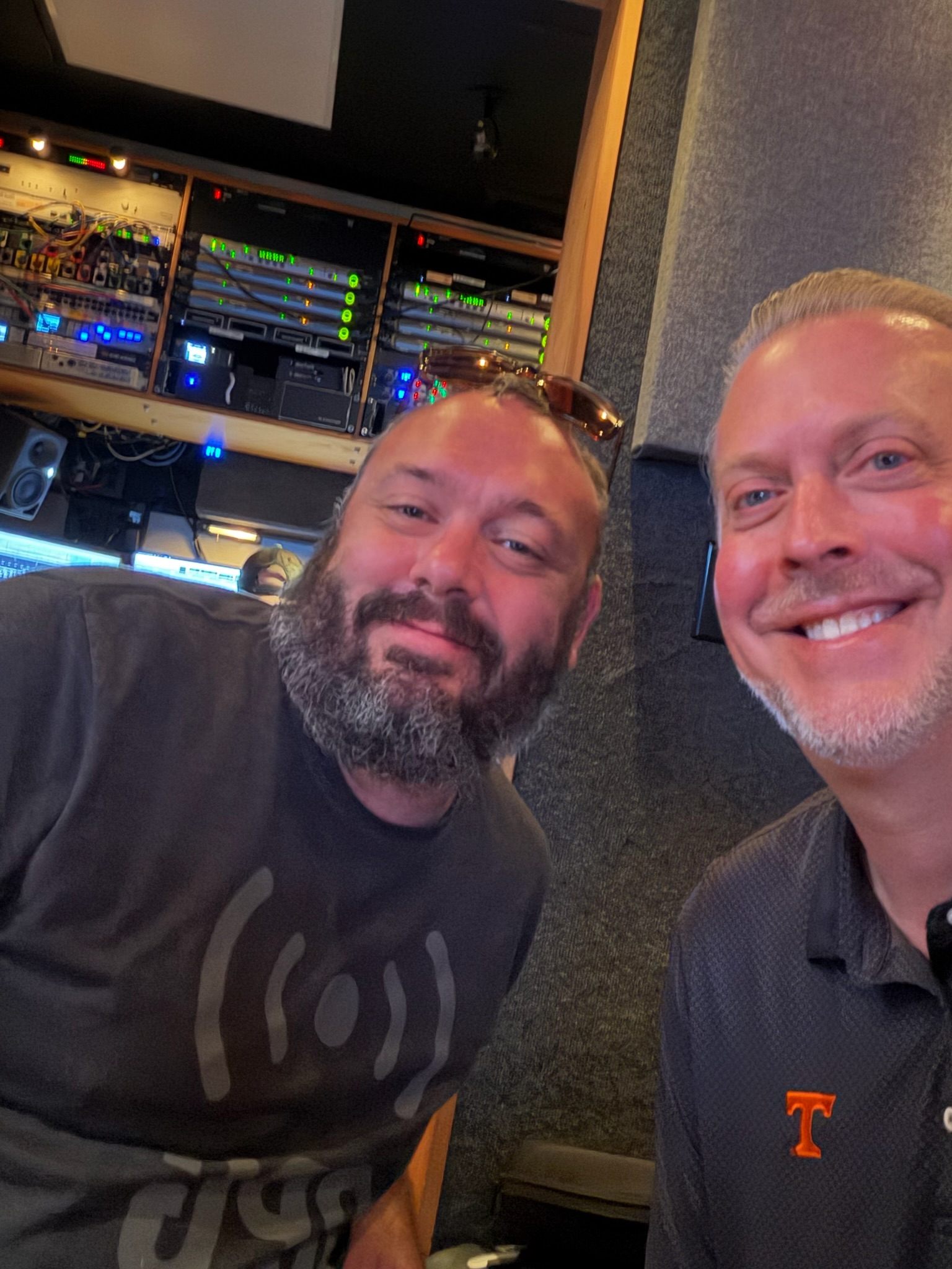 Show: CBS Tailgate Nashville 2026 — image 2
